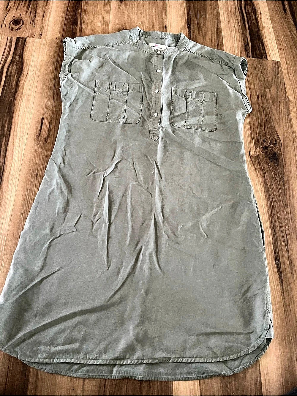 Vineyard Vines Sage Green Dolman Lightweight Soft Margo Shirt Dress Size 8